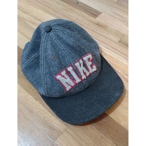 Vintage Nike Snapback Wool Hat!